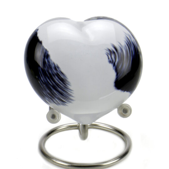 Pebble Heart Opaque Black White